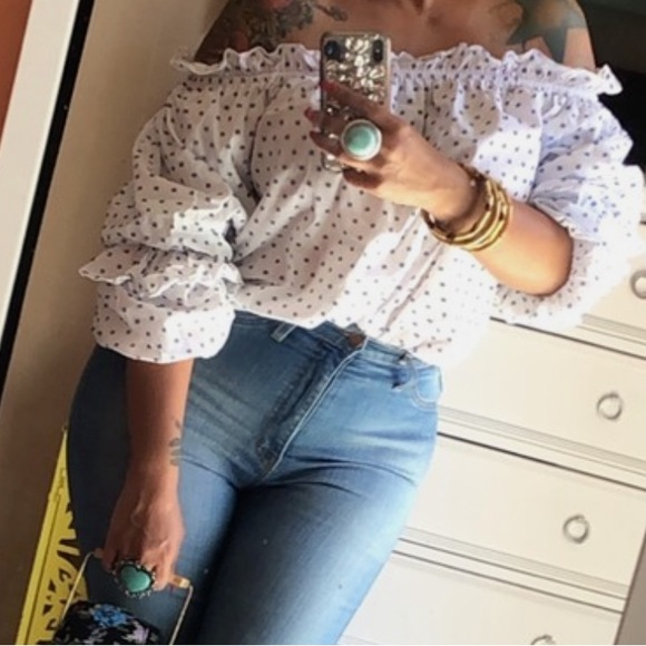 Off Shoulder Blouse - Picture 5 of 5